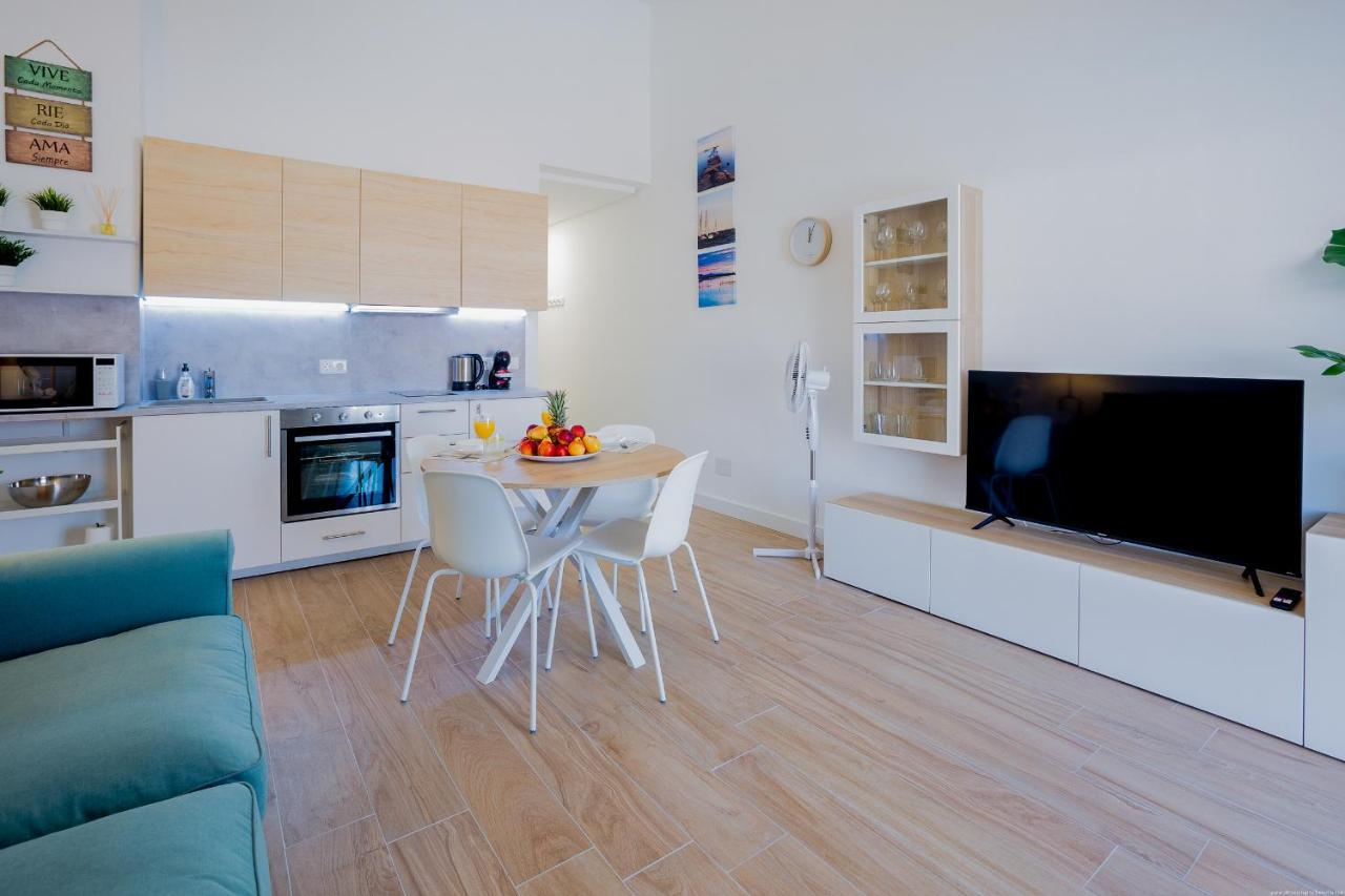 Bright & Stylish Apartment In Chipeque, Los Cristianos Arona  Exterior foto